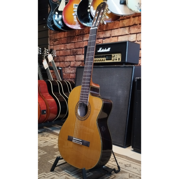 VIOLÃO TAKAMINE JAPONÊS EC132SC NYLON COM SEMI CASE - Image 3