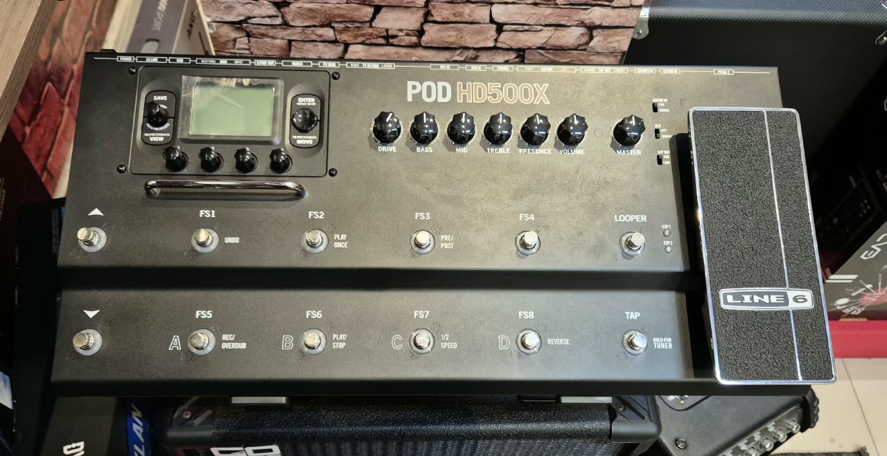 PEDALEIRA DE EFEITOS GUITARRA LINE6 POD HD500X - Image 3